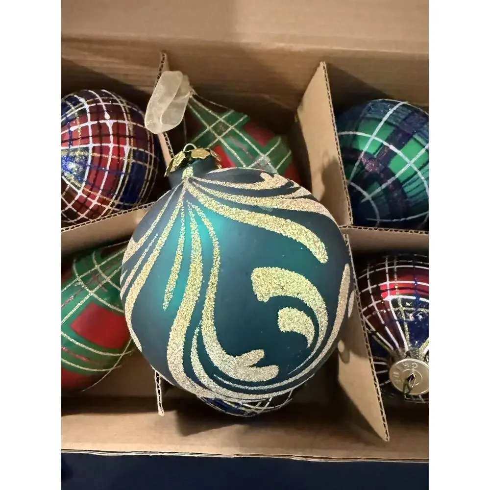 Vintage Jeffrey Banks Home Set of 8 Large Plaid Tartan Glass Ornaments w/ Box